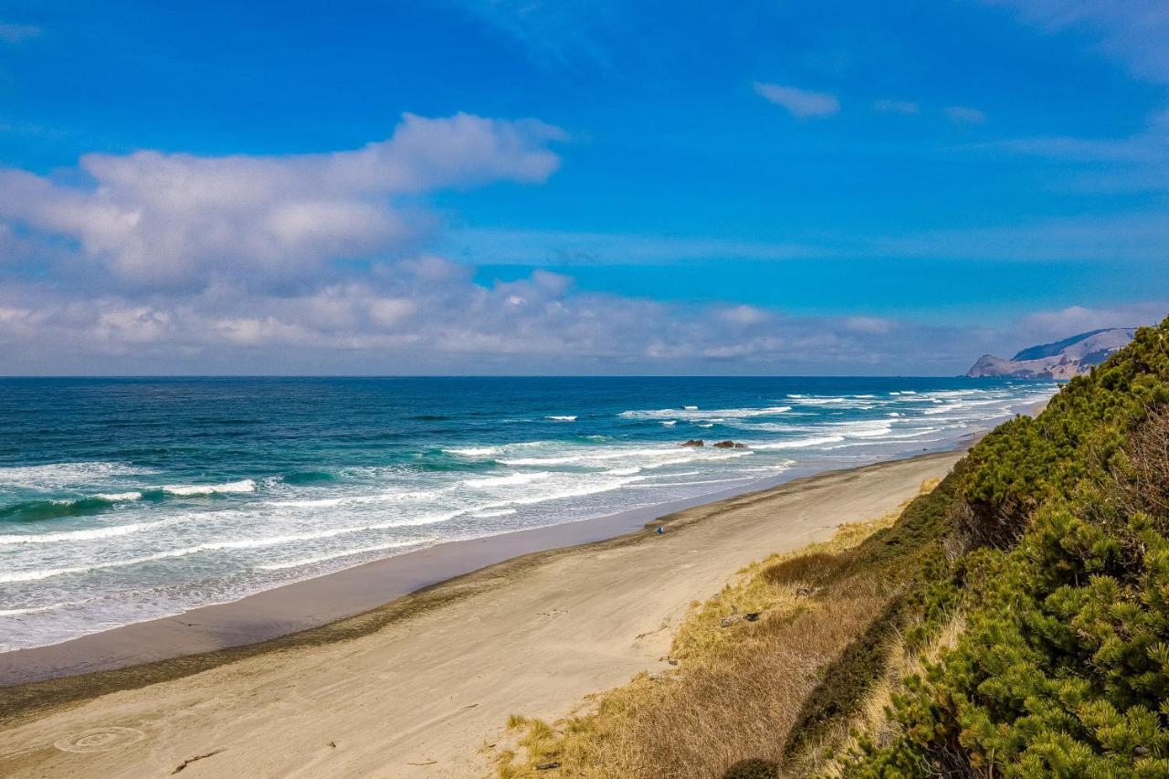 A Slice Above Villa Lincoln City Bagian luar foto